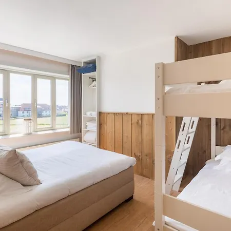 West Bay アパートホテル 3*