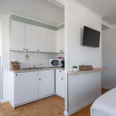 Hotel apartamentowy West Bay 3*