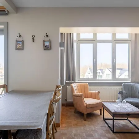 Hotel apartamentowy West Bay 3*