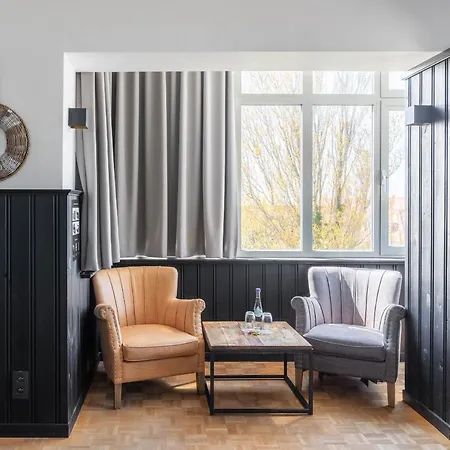 West Bay アパートホテル 3*