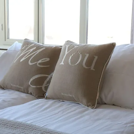 West Bay アパートホテル ミデルケルケ