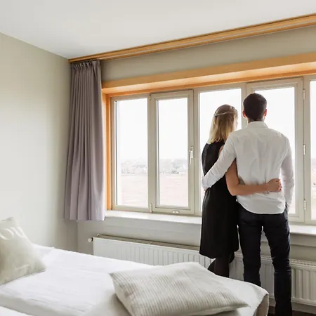 アパートホテル West Bay 3*