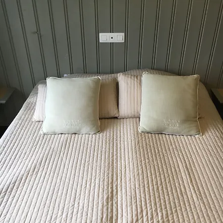 West Bay 3*
