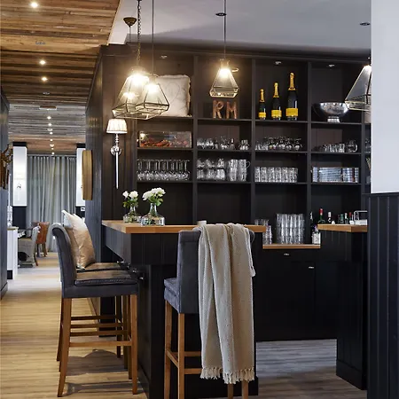 West Bay Apartmanhotel 3*