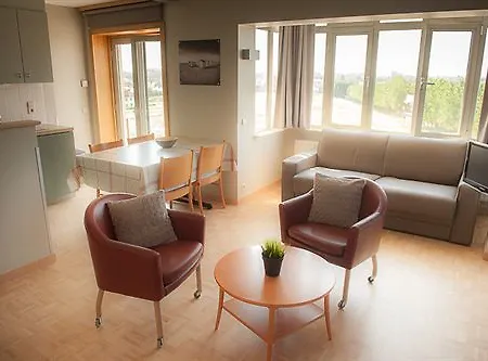 Hotel apartamentowy West Bay