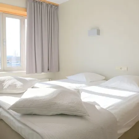 Hotel apartamentowy West Bay 3*