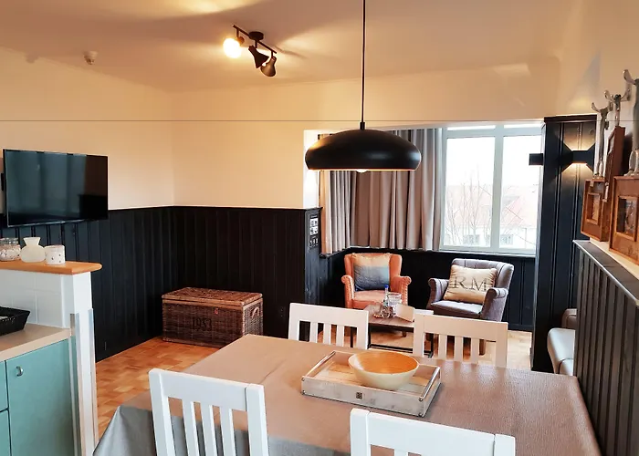 West Bay Aparthotel 3*